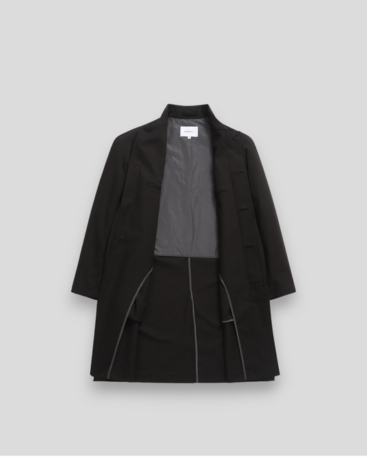Norse Projects || Vargo Solotex Twill Raglan Mac - Black Norse Projects